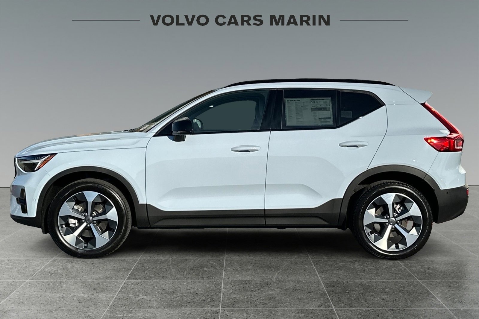 New 2026 Volvo XC40 B5 Plus w/ Protection Package Premier image 5