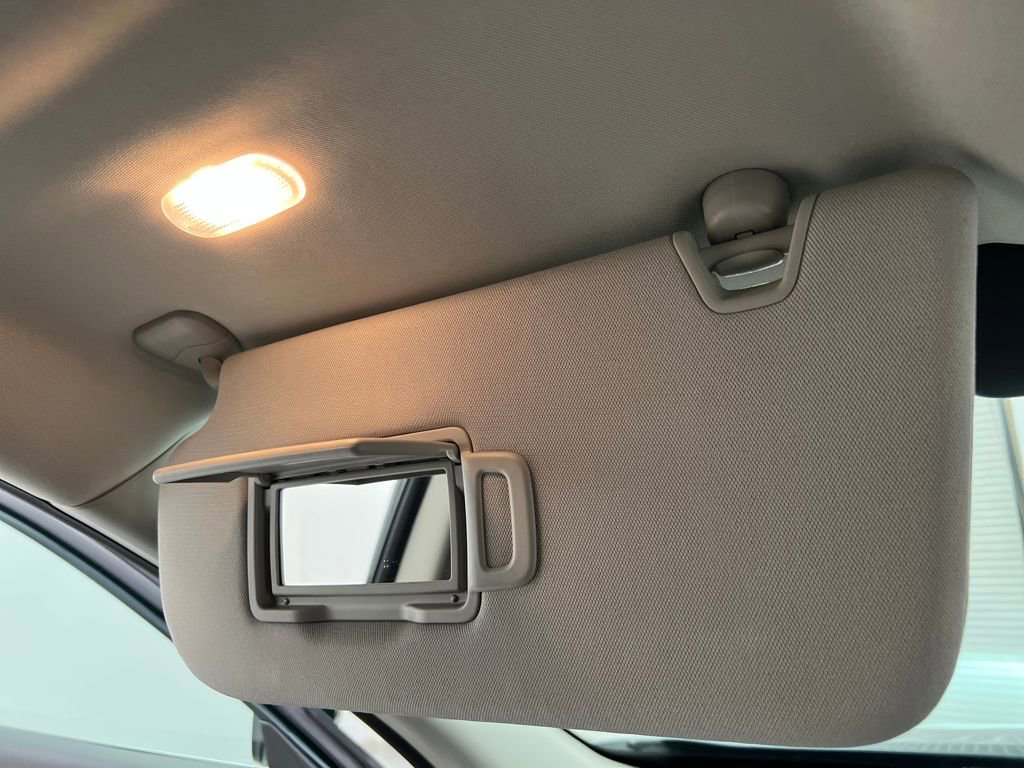 Used 2025 Nissan Pathfinder SL image 69