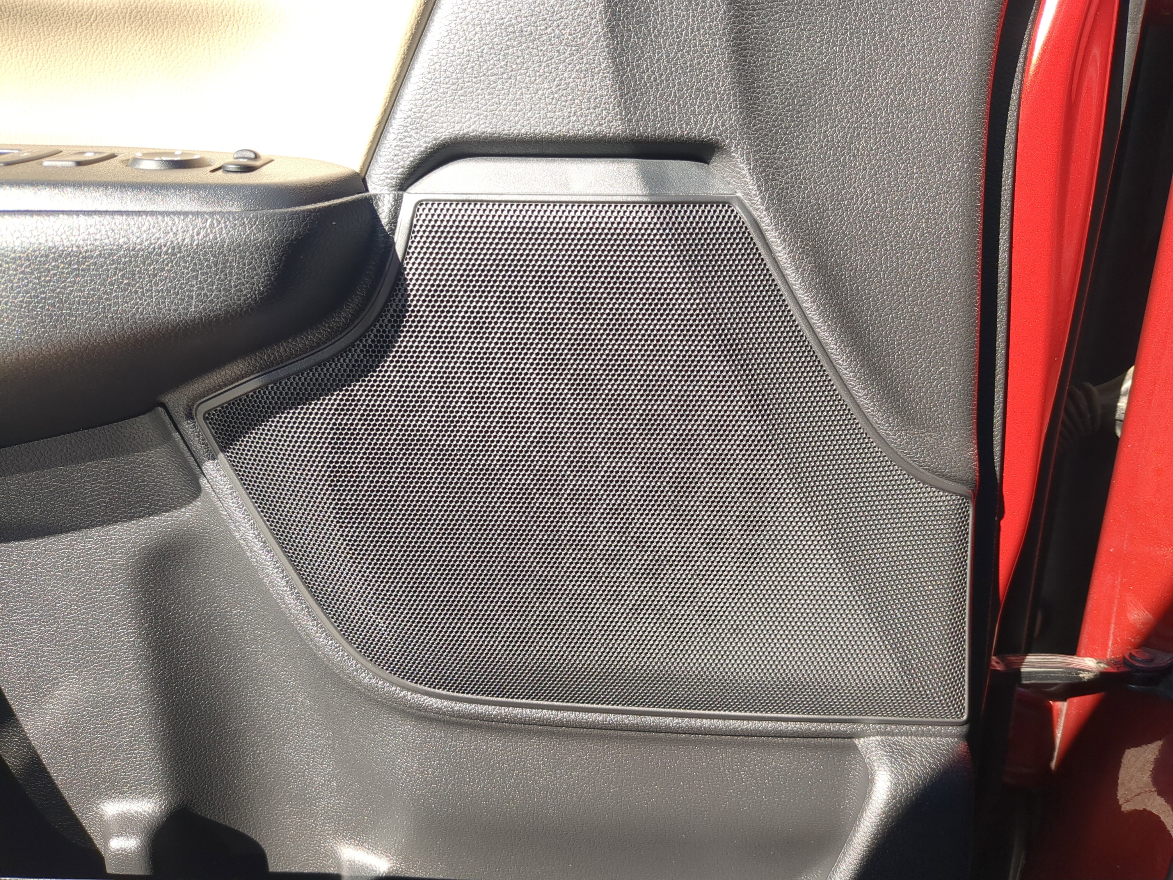 Used 2018 Honda CR-V Touring image 18