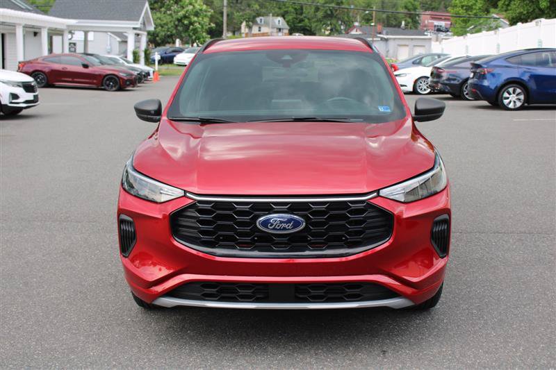 Used 2023 Ford Escape ST-Line AWD/4WD image 3