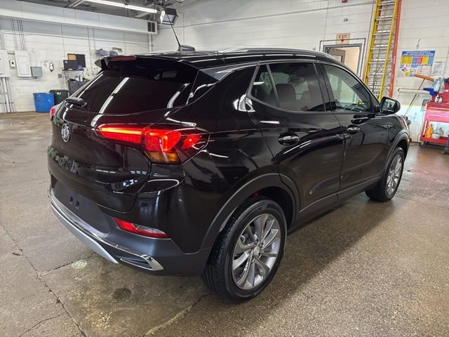 Used 2023 Buick Encore GX Essence w/ Experience Buick Package image 6