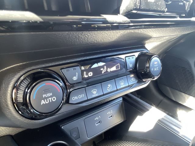 New 2026 Nissan Kicks SV w/ SV Premium Package image 26