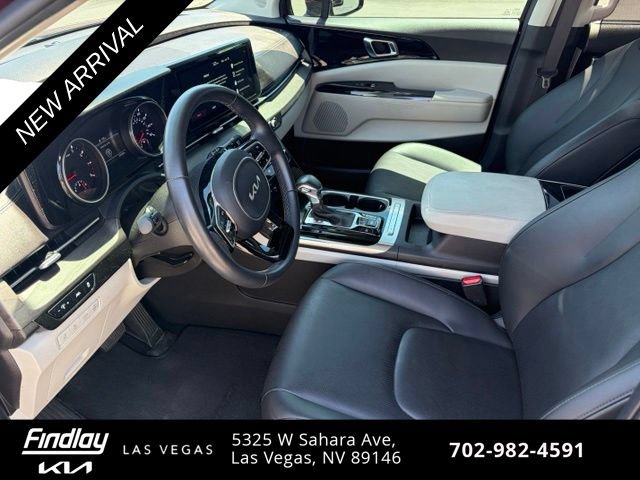Certified 2023 Kia Carnival EX FWD image 9