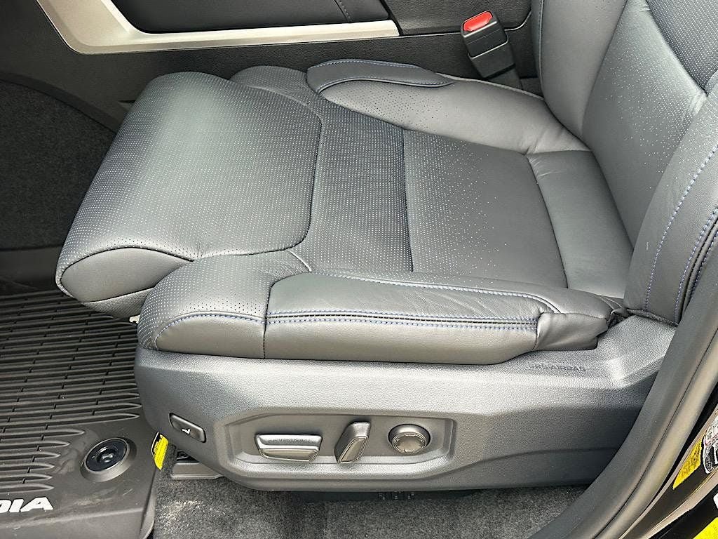 New 2026 Toyota Sequoia Platinum w/ TRD Off-Road Package AWD/4WD image 8
