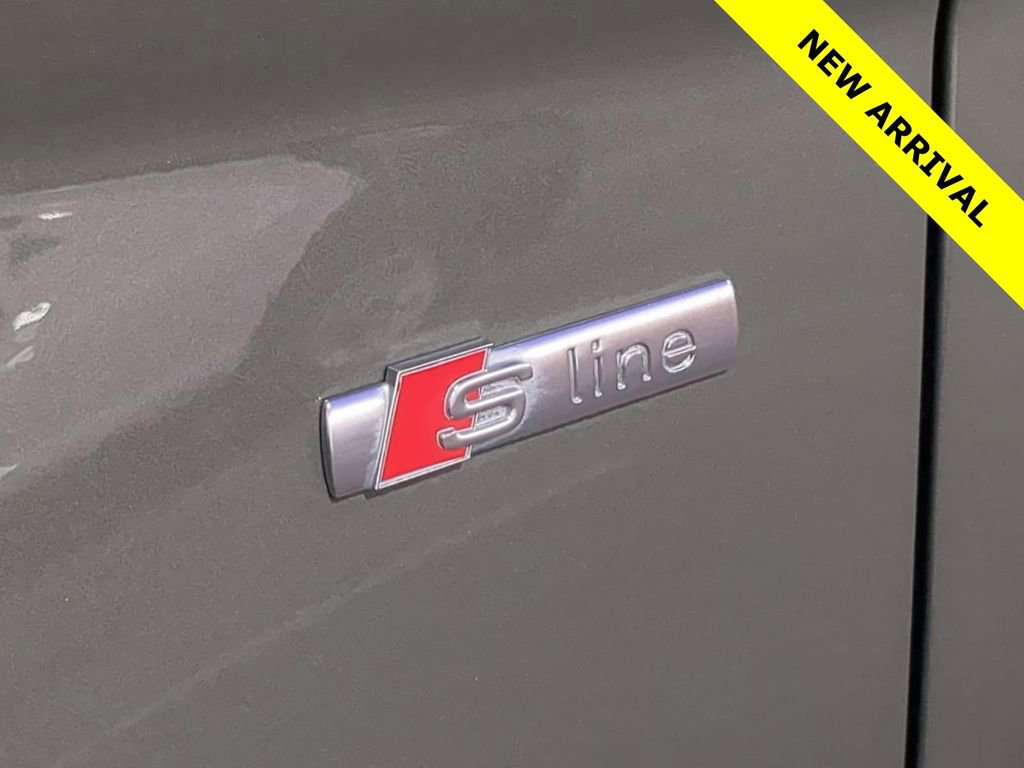 Used 2024 Audi Q5 2.0T Premium image 32