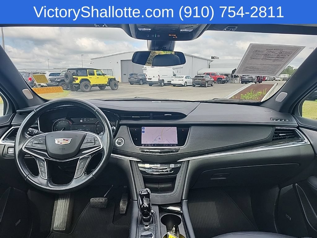 Used 2020 Cadillac XT5 Premium Luxury AWD/4WD image 4