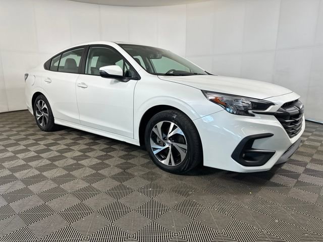 Used 2023 Subaru Legacy Premium image 2