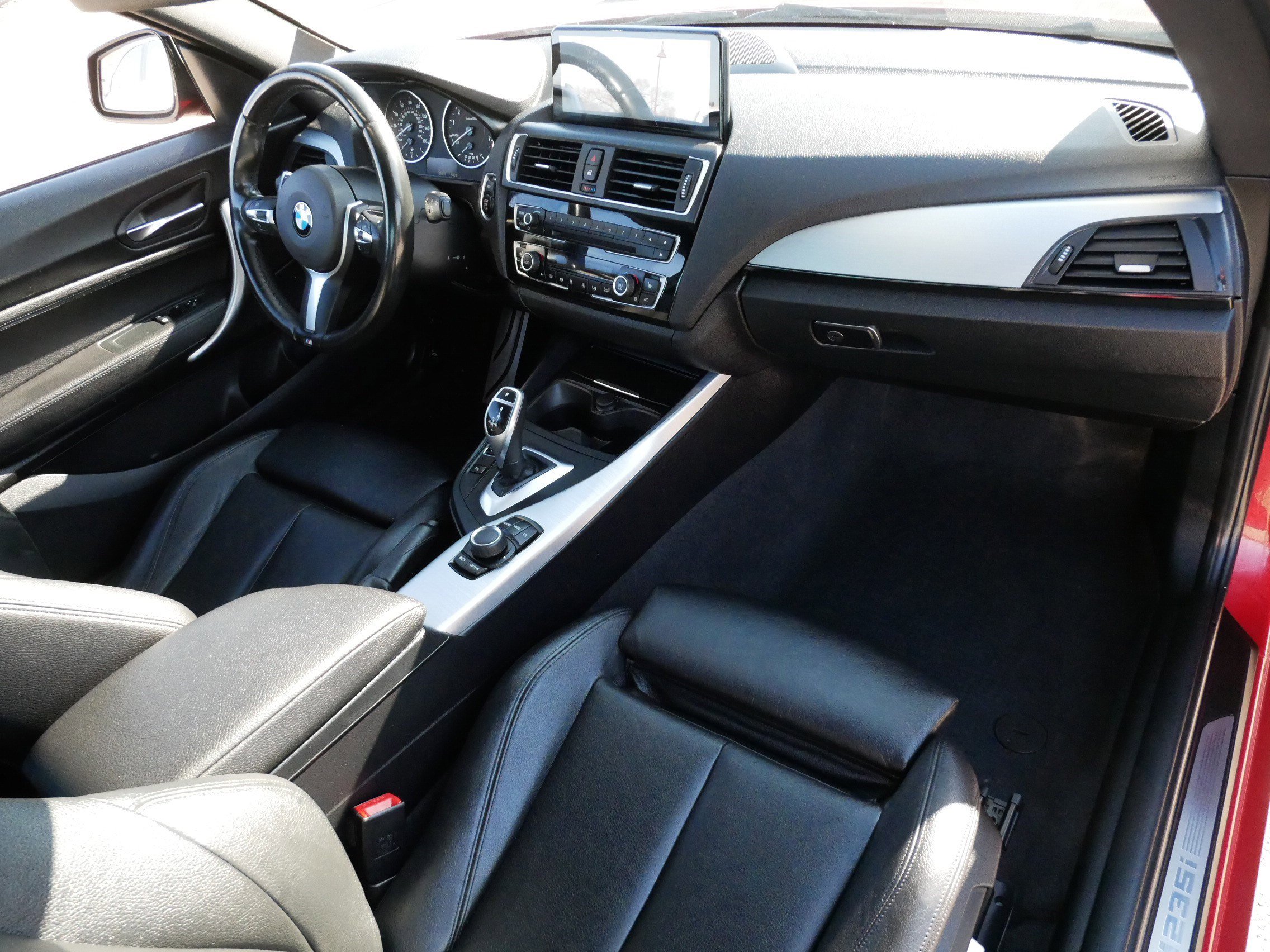 Used 2016 BMW M235i xDrive Coupe image 10