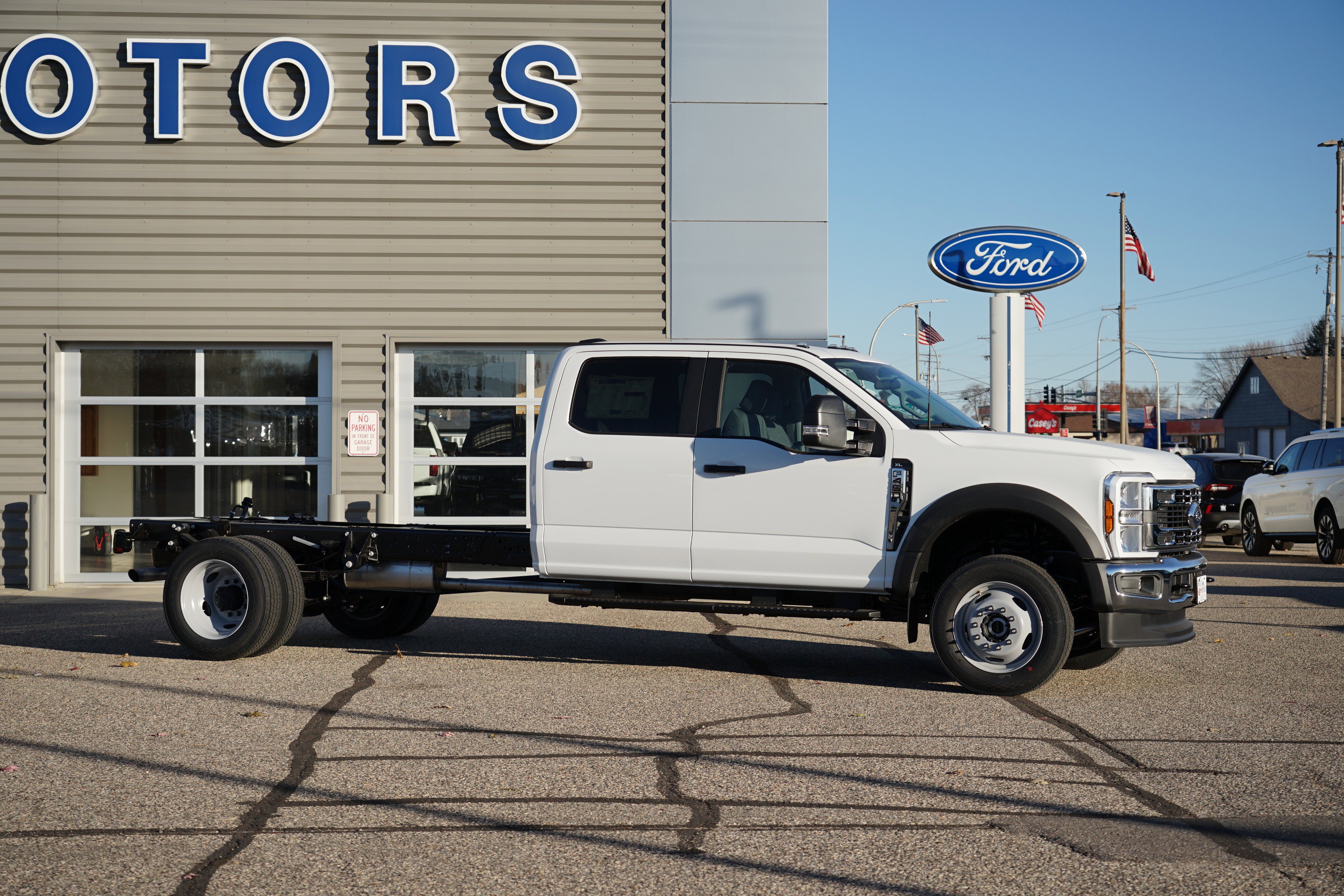 New 2026 Ford F450 XL w/ XL Chrome Package image 2