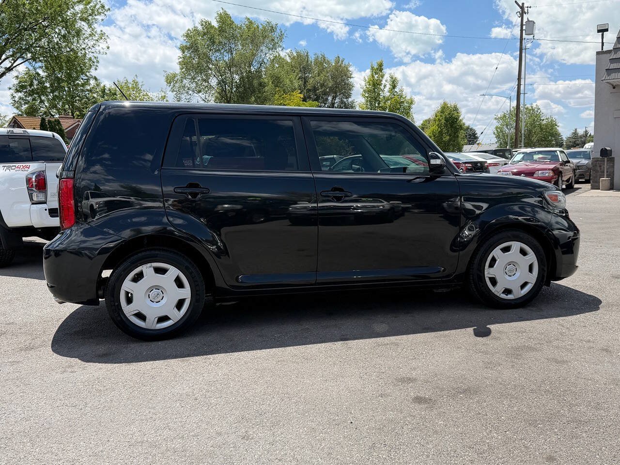 Used 2009 Scion xB FWD image 23