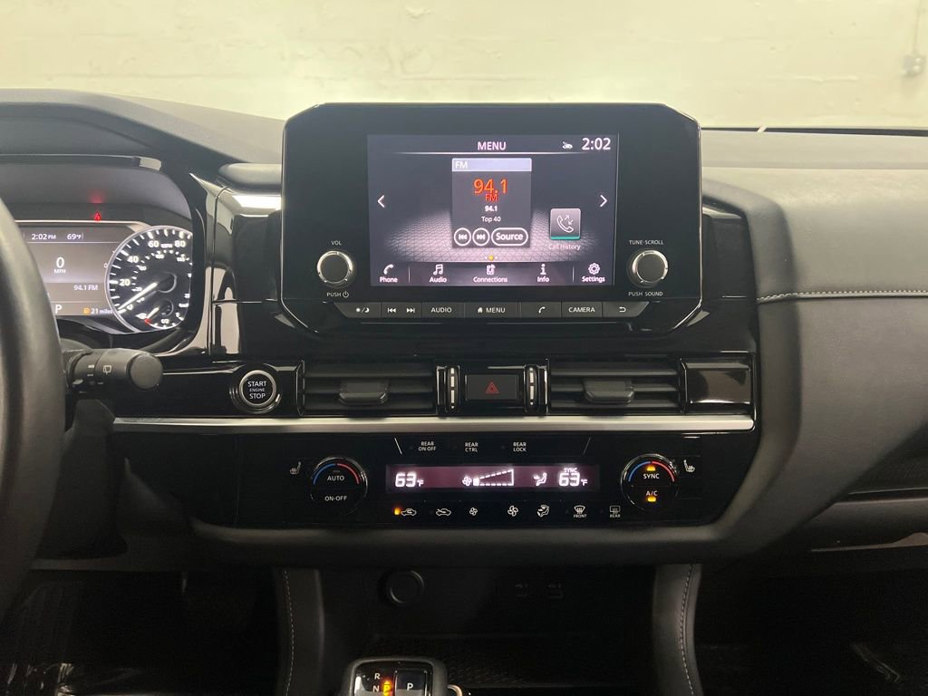 Used 2022 Nissan Pathfinder SV image 21