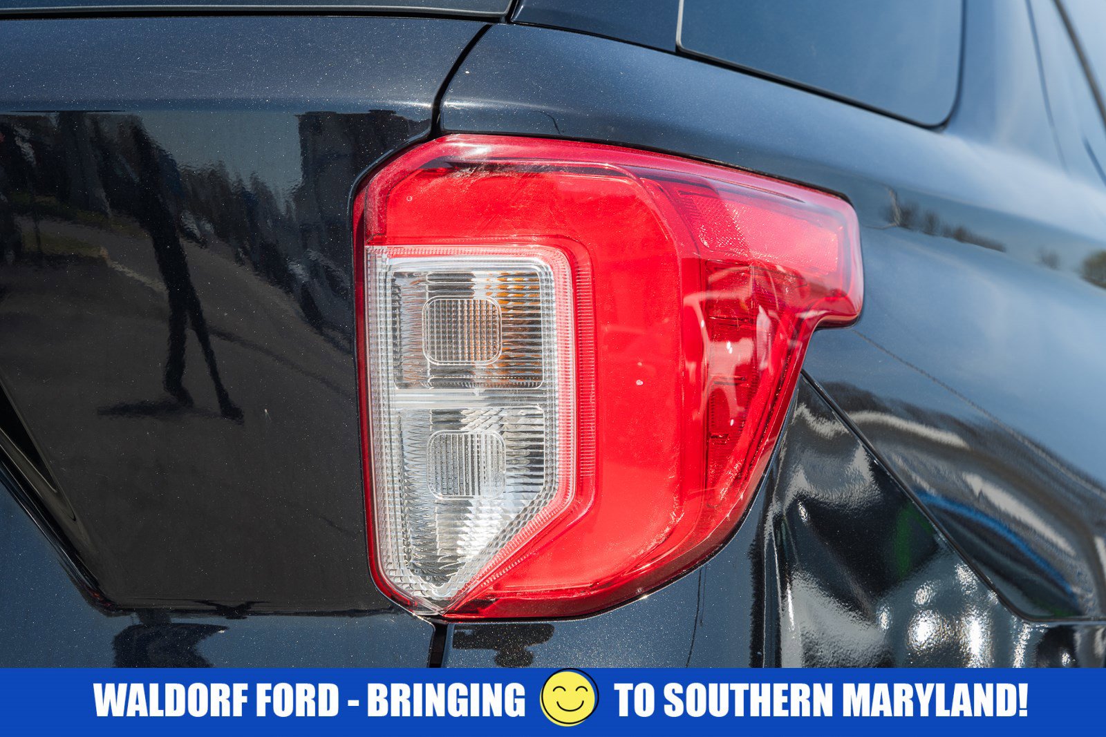 Used 2022 Ford Explorer XLT image 7