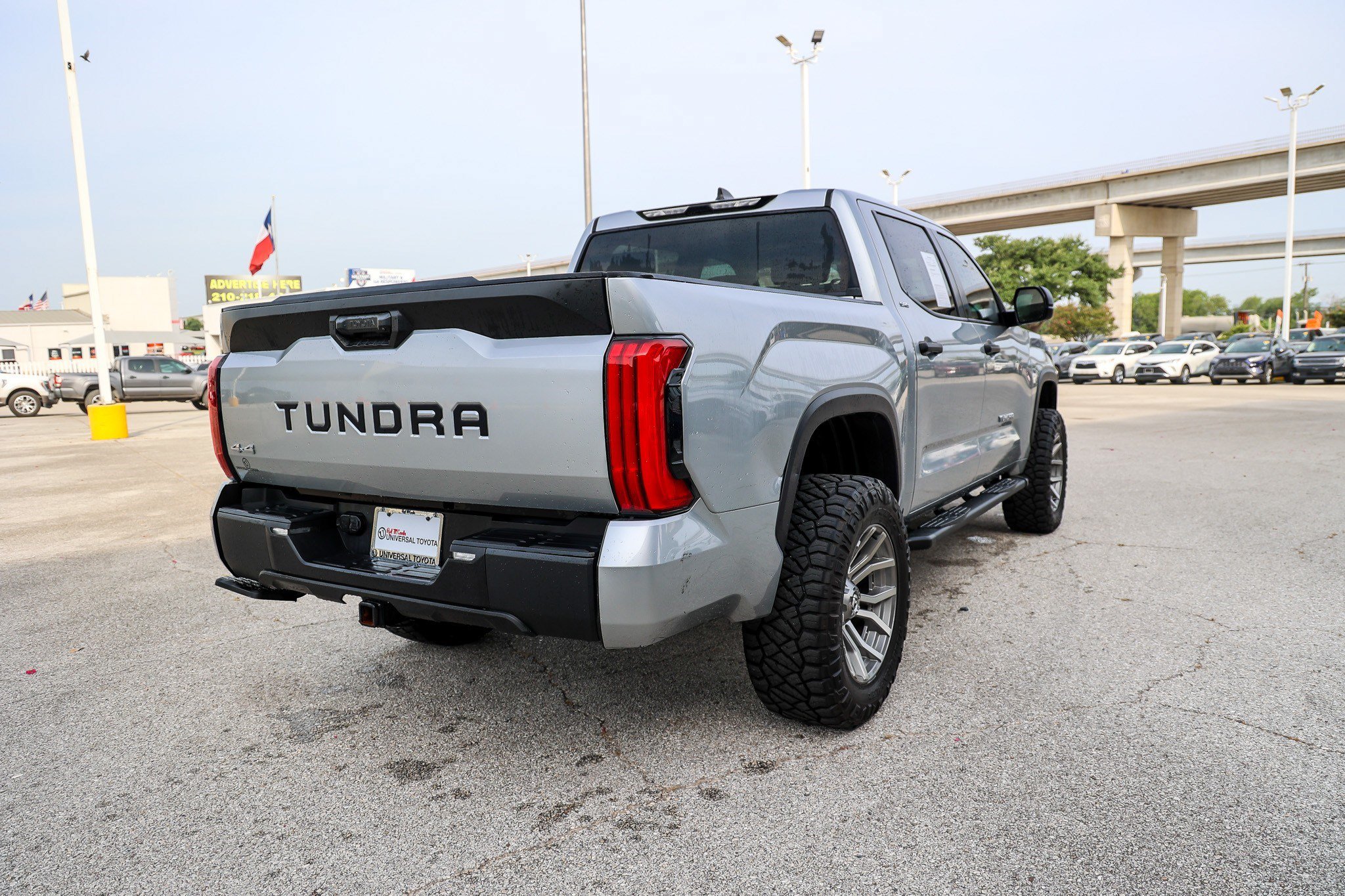 Used 2024 Toyota Tundra SR5 AWD/4WD image 8
