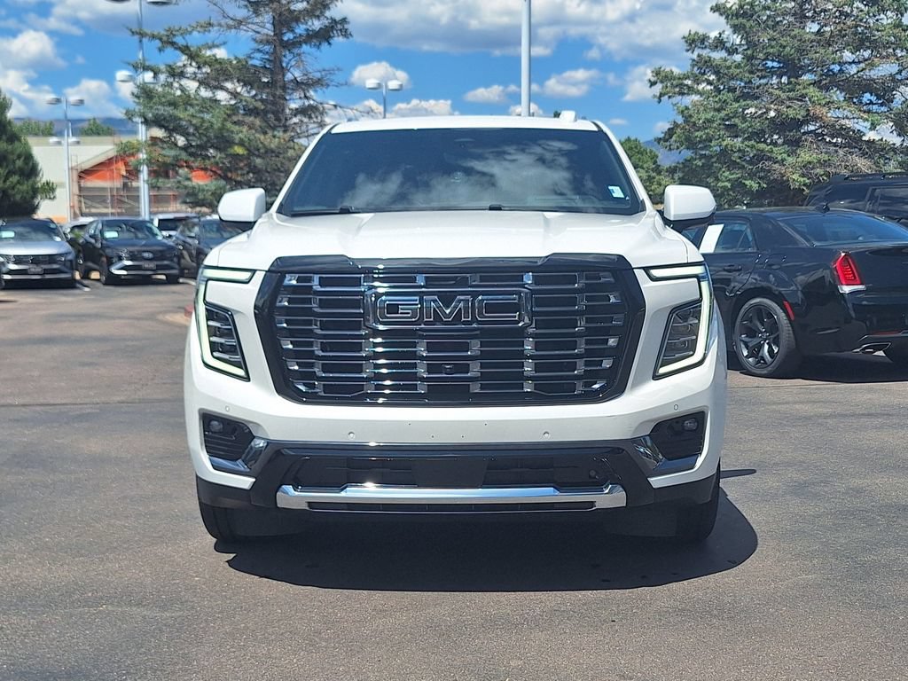 Used 2025 GMC Yukon Denali Ultimate AWD/4WD image 8