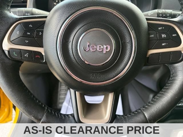 Used 2016 Jeep Renegade Latitude w/ Cold Weather Group FWD image 25