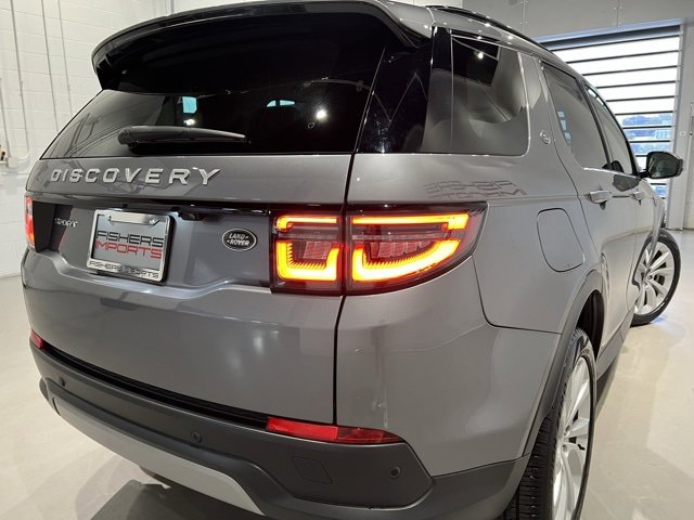 Used 2023 Land Rover Discovery Sport SE image 8