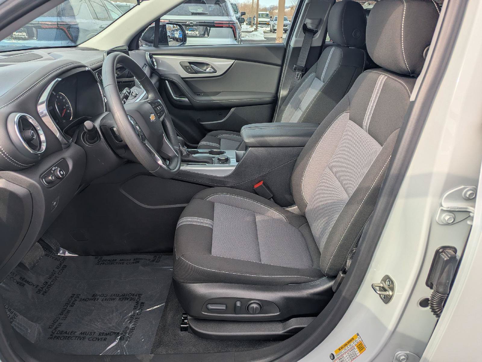 New 2026 Chevrolet Blazer LT w/ Midnight/Sport Edition AWD/4WD image 49