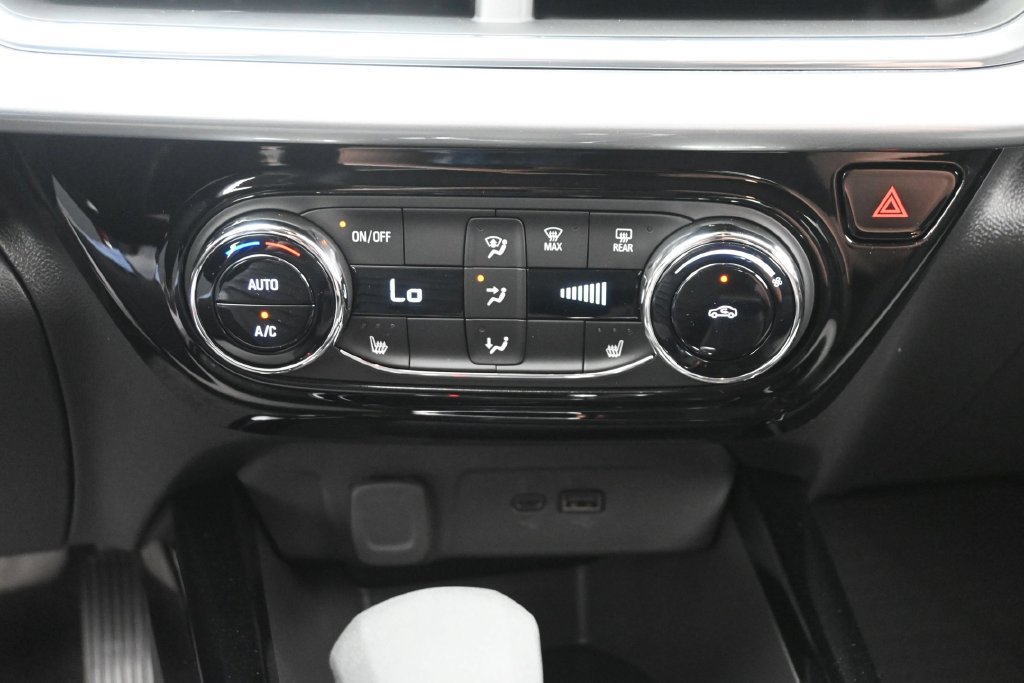 New 2026 Chevrolet Trax LT w/ Driver Confidence Package FWD image 19