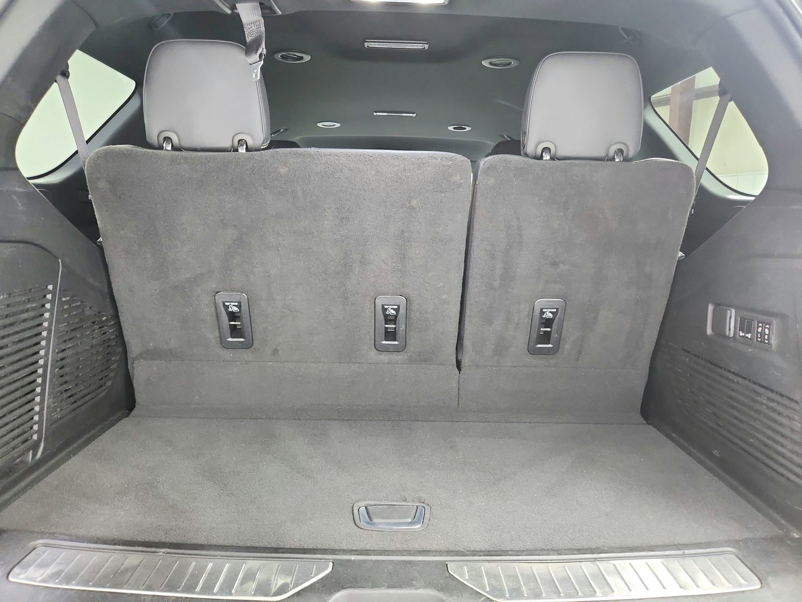 Used 2024 Chevrolet Tahoe Premier image 49