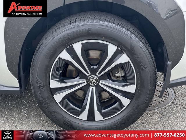 Certified 2024 Toyota bZ4X AWD w/ Weather Package image 11