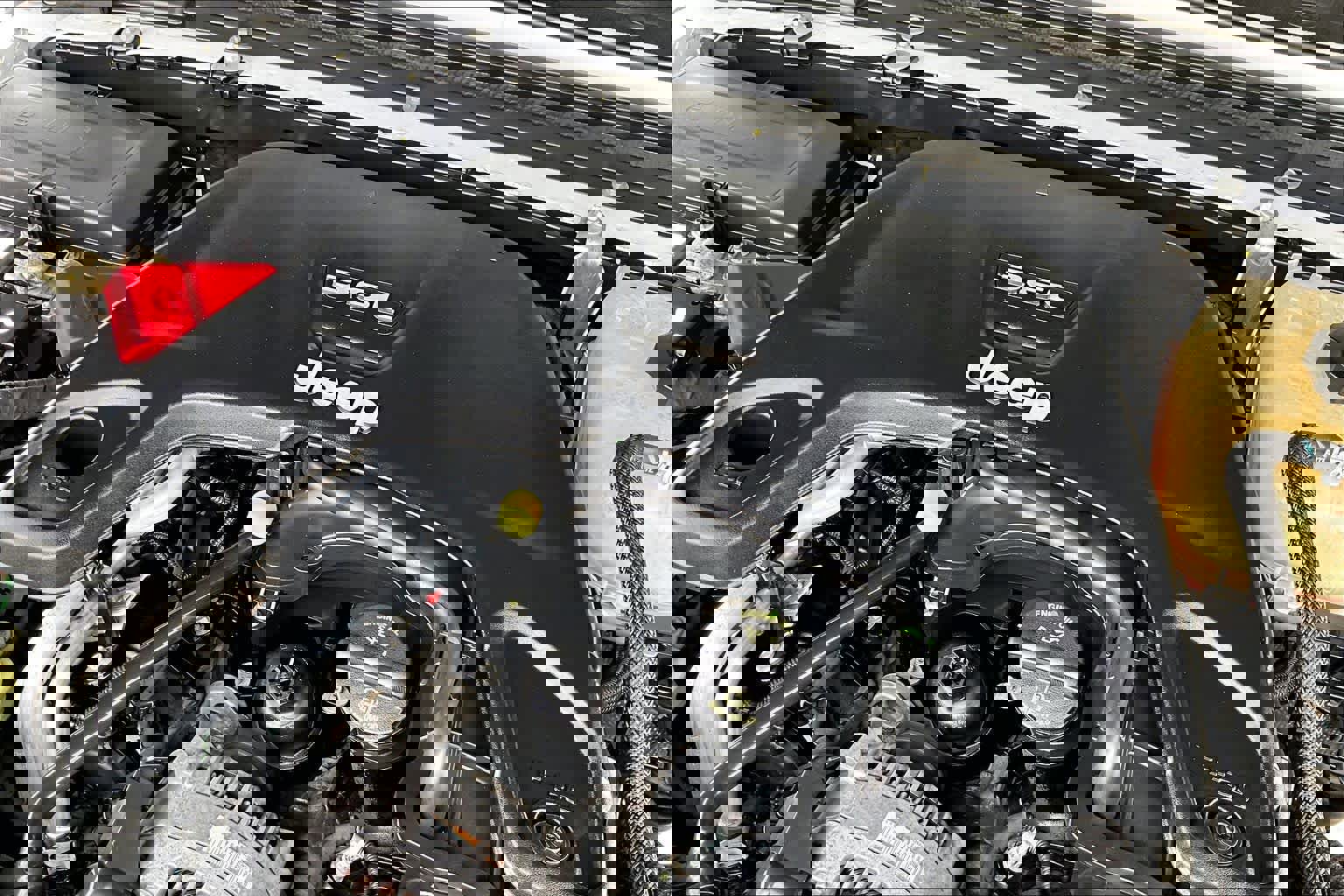 Used 2018 Jeep Wrangler Unlimited Sahara image 31