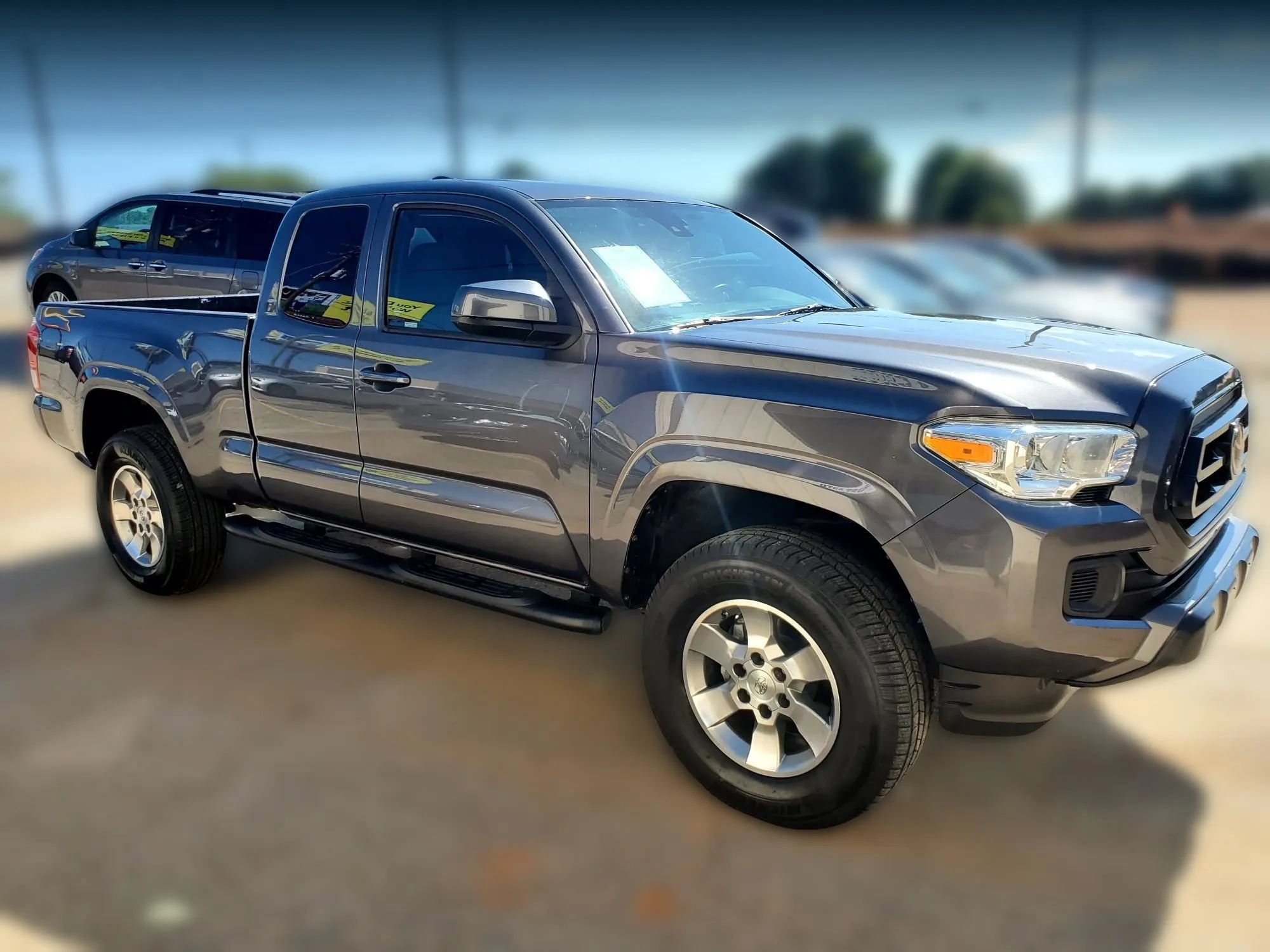Used 2020 Toyota Tacoma SR w/ SR Convenience Package RWD image 16