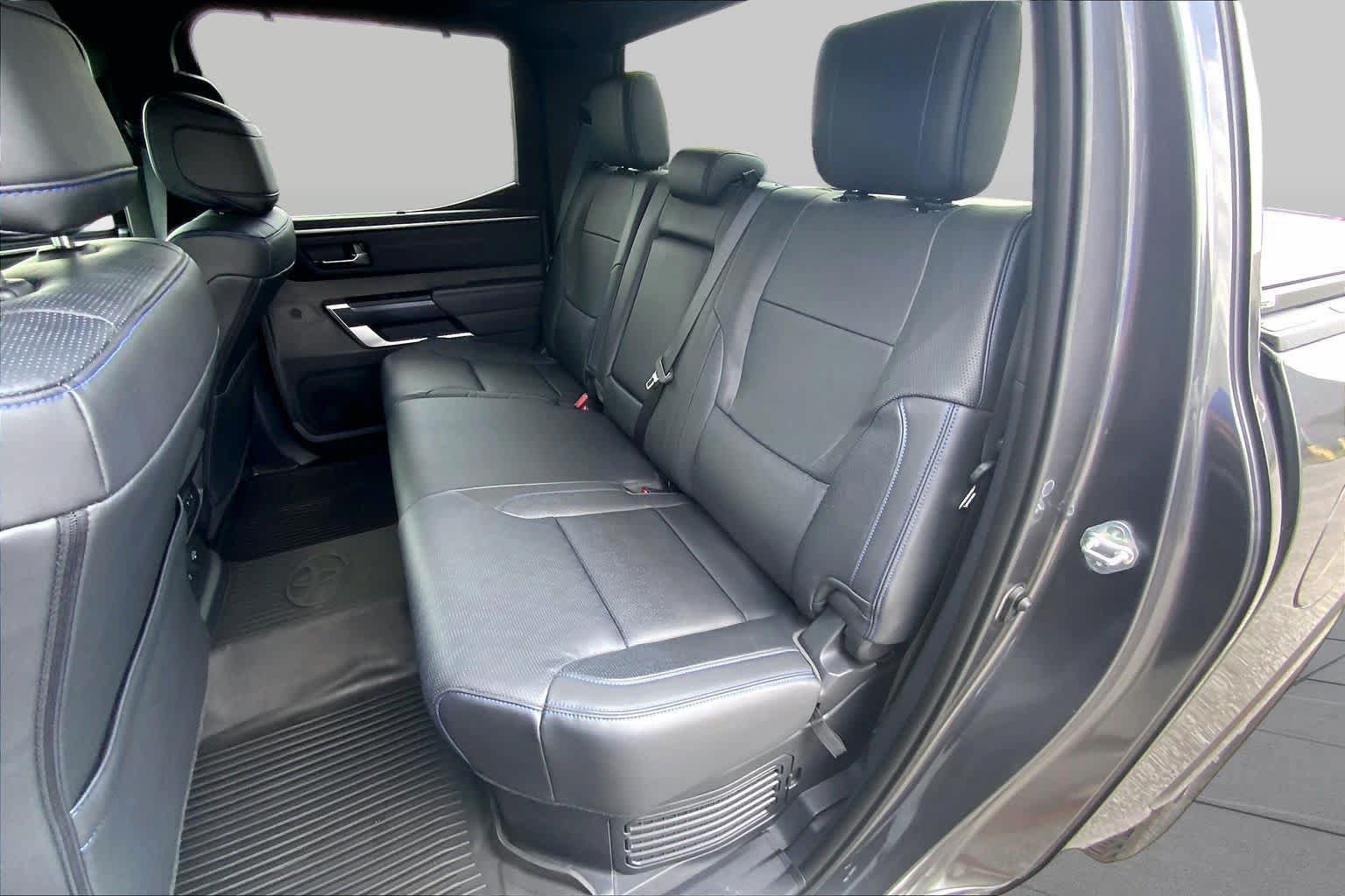 Used 2024 Toyota Tundra Platinum AWD/4WD image 21