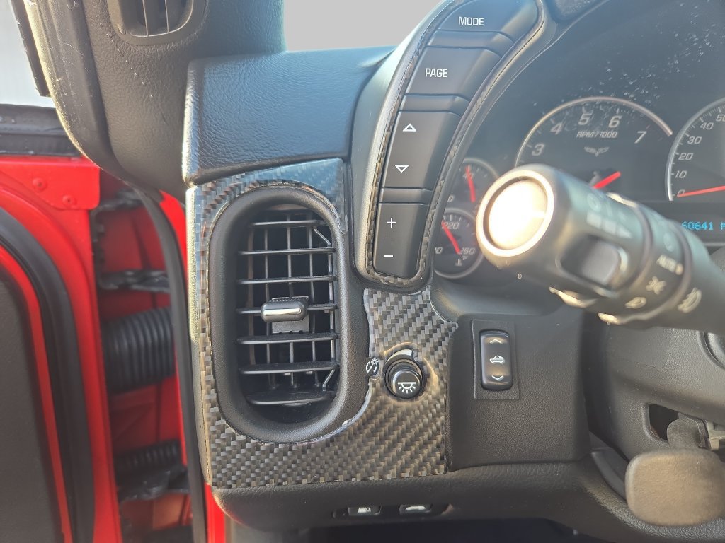Used 2006 Chevrolet Corvette Convertible w/ Preferred Equipment Group RWD image 21