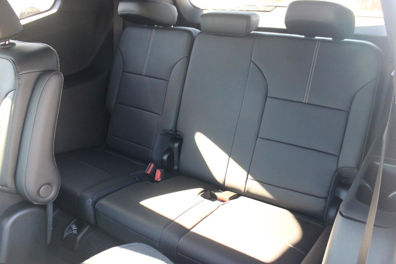 New 2025 GMC Acadia Elevation w/ Elevation Premium Package image 12