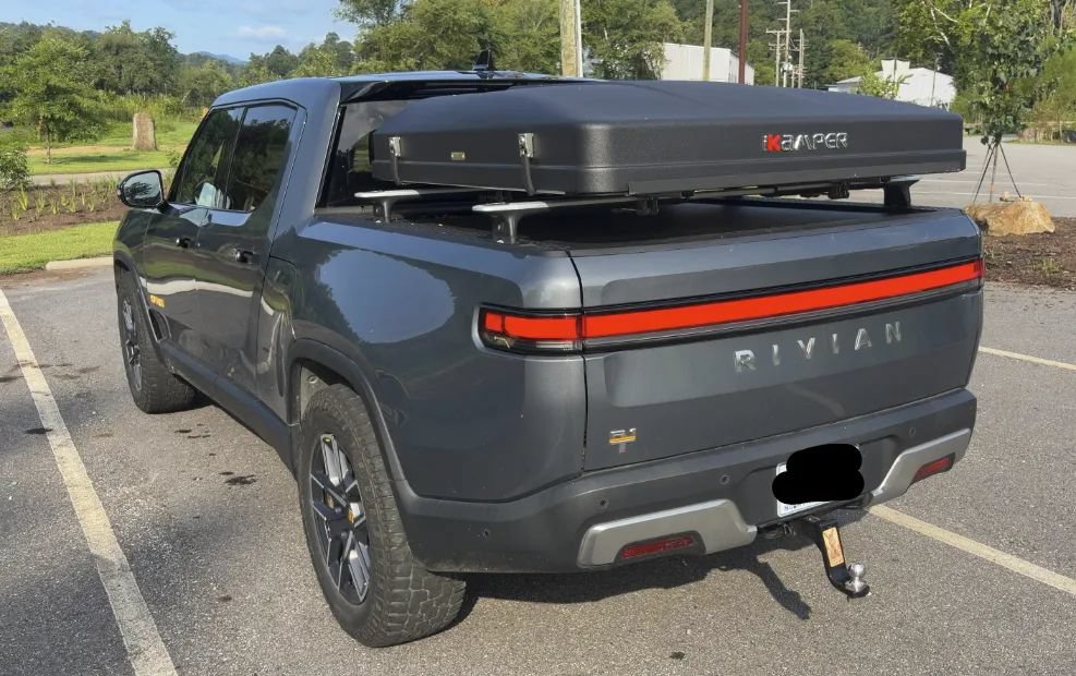 Used 2022 Rivian R1T Launch Edition AWD/4WD image 2