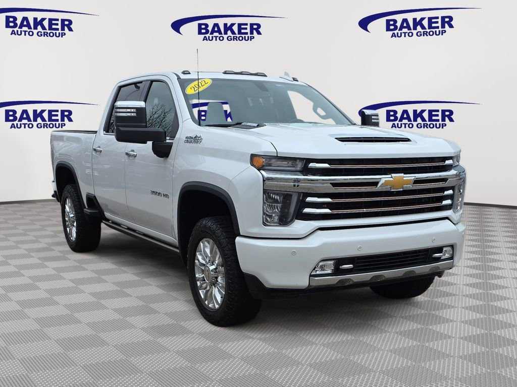 Used 2022 Chevrolet Silverado 3500 High Country w/ Z71 Off-Road Package image 3