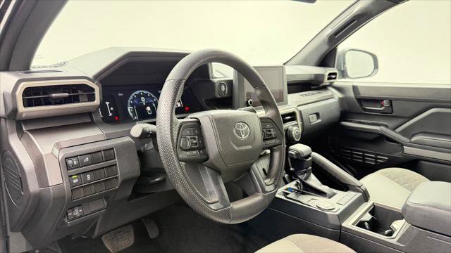 Used 2025 Toyota Tacoma SR5 image 26