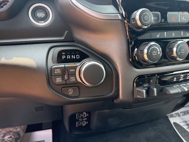 New 2026 RAM 1500 4x4 Crew Cab image 18
