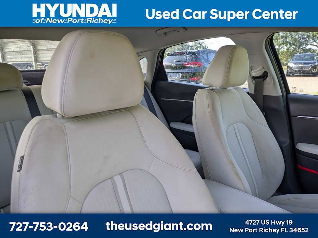 Used 2023 Hyundai Sonata SEL w/ Cargo Package FWD image 6