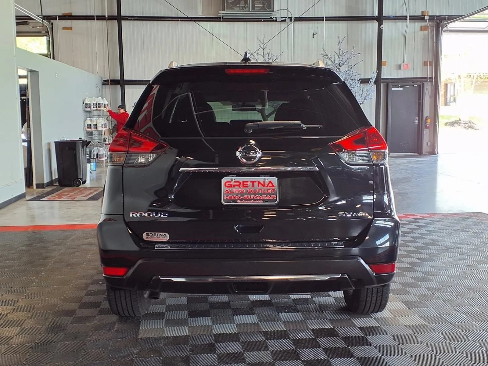 Used 2018 Nissan Rogue SV w/ Premium Package AWD/4WD image 5