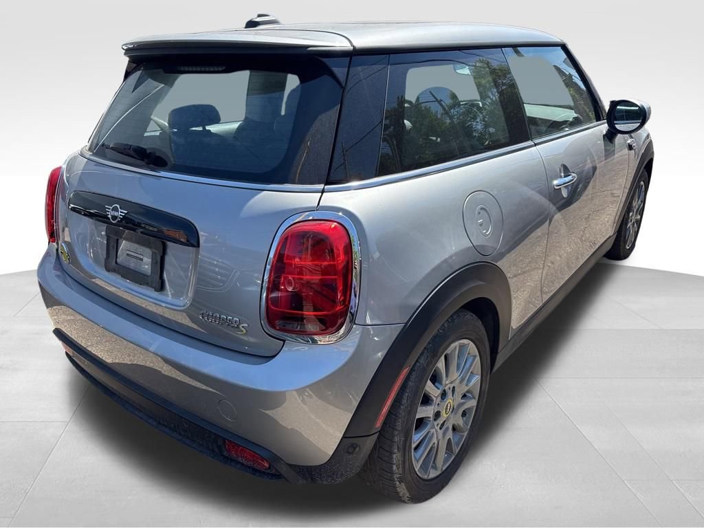 Used 2024 MINI Cooper SE FWD image 4
