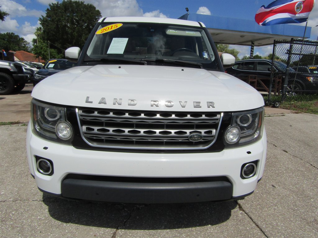 Used 2015 Land Rover LR4 HSE AWD/4WD image 2