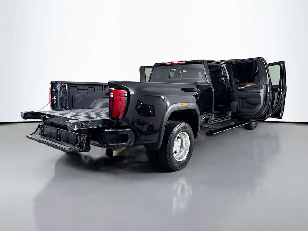Used 2025 GMC Sierra 3500 Denali w/ Denali Reserve Package image 29