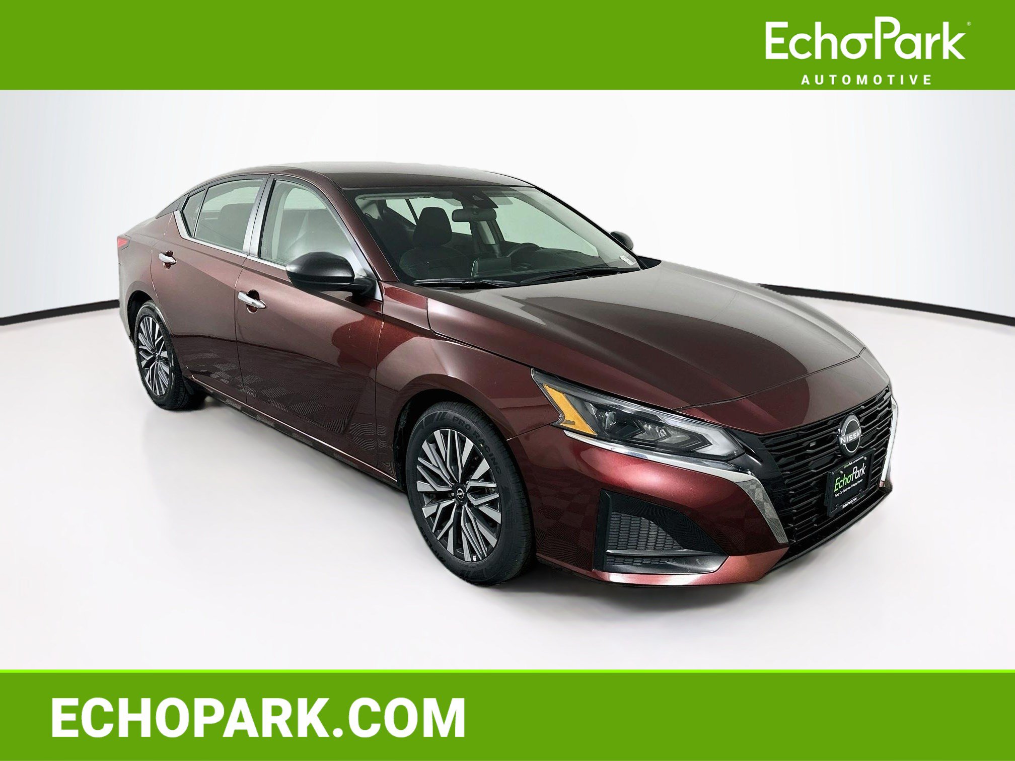 Used 2025 Nissan Altima 2.5 SV FWD image 1