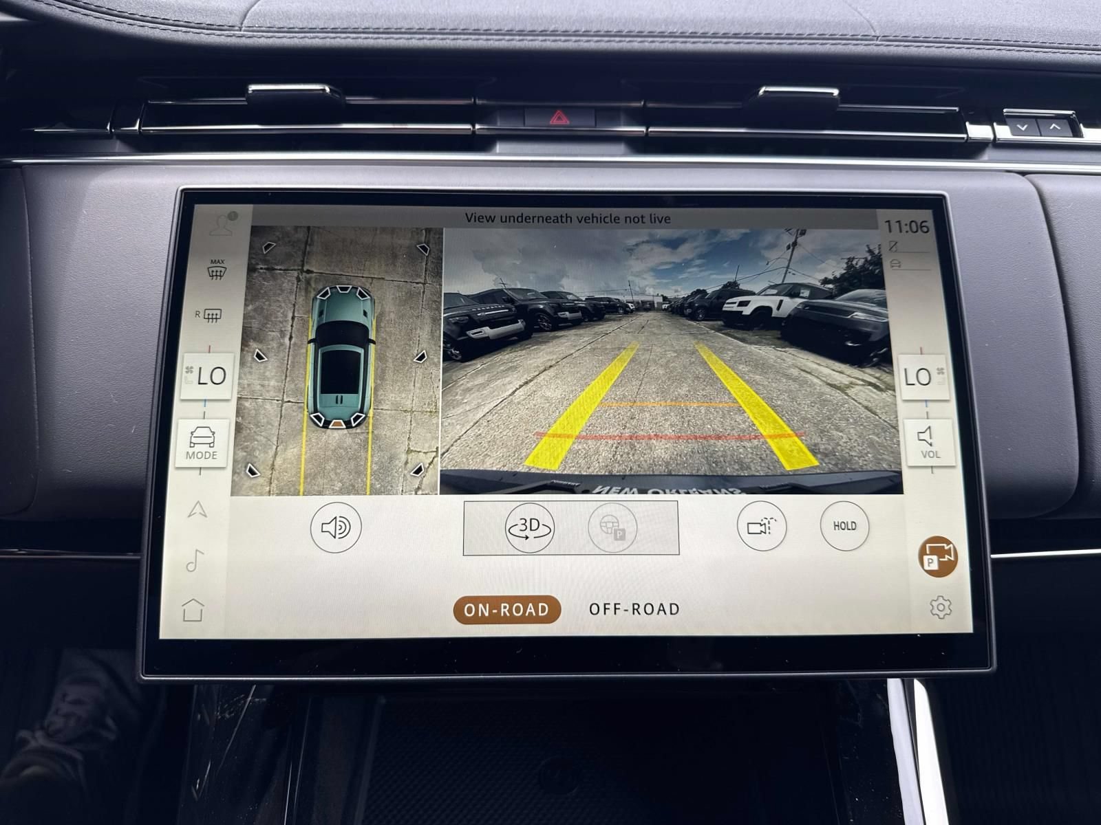 New 2025 Land Rover Range Rover Sport SE AWD/4WD image 13