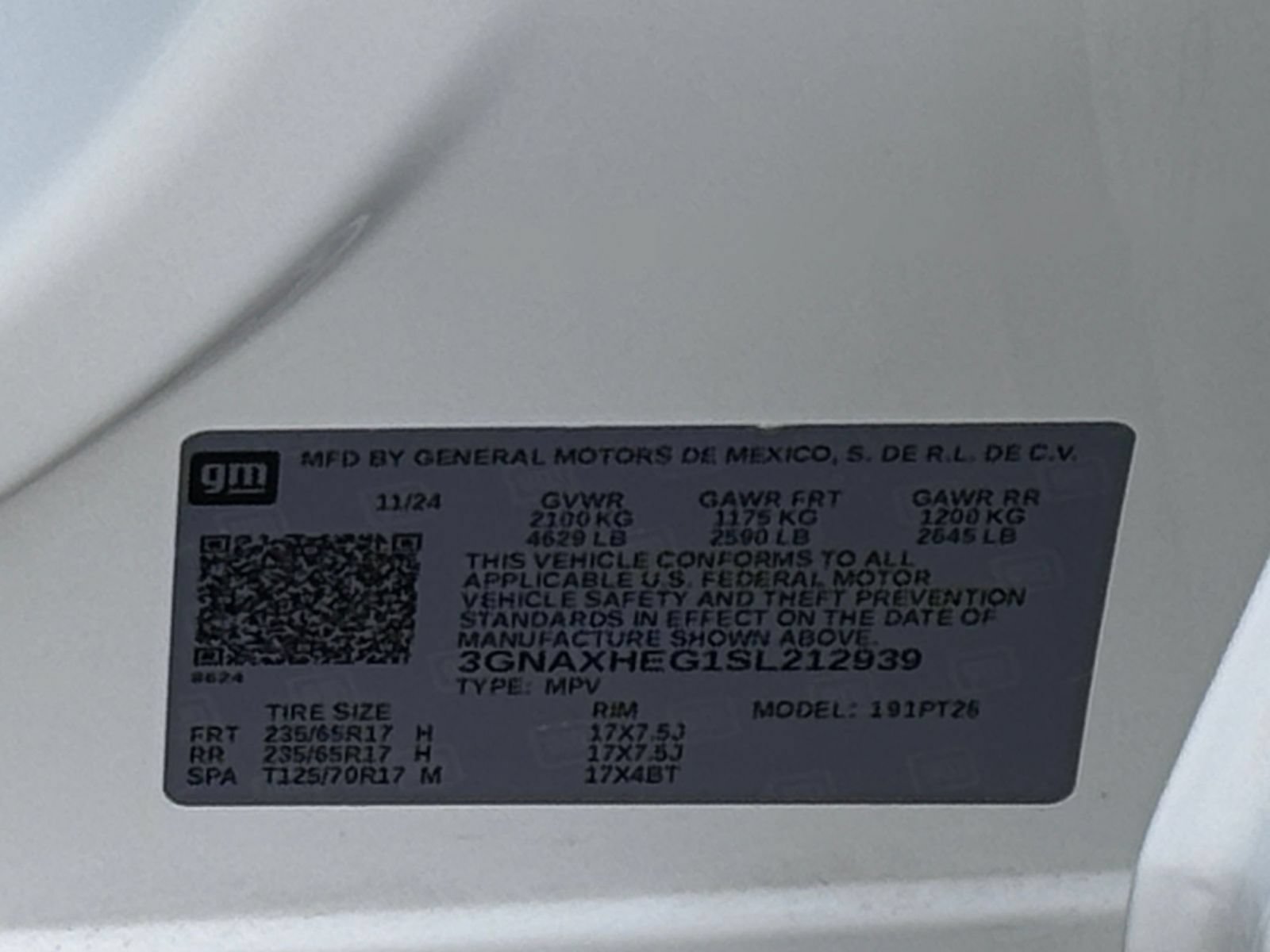 Used 2025 Chevrolet Equinox LT FWD image 27