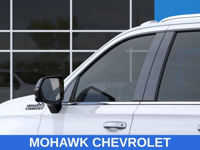 New 2027 Chevrolet Suburban High Country AWD/4WD image 12