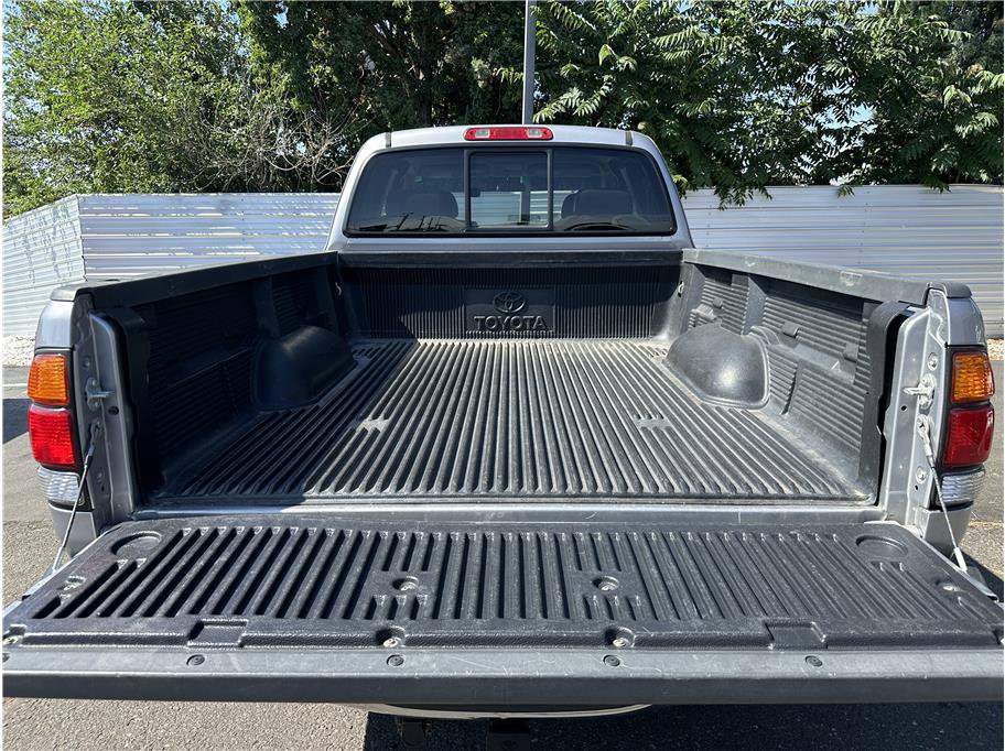 Used 2002 Toyota Tundra SR5 AWD/4WD image 27