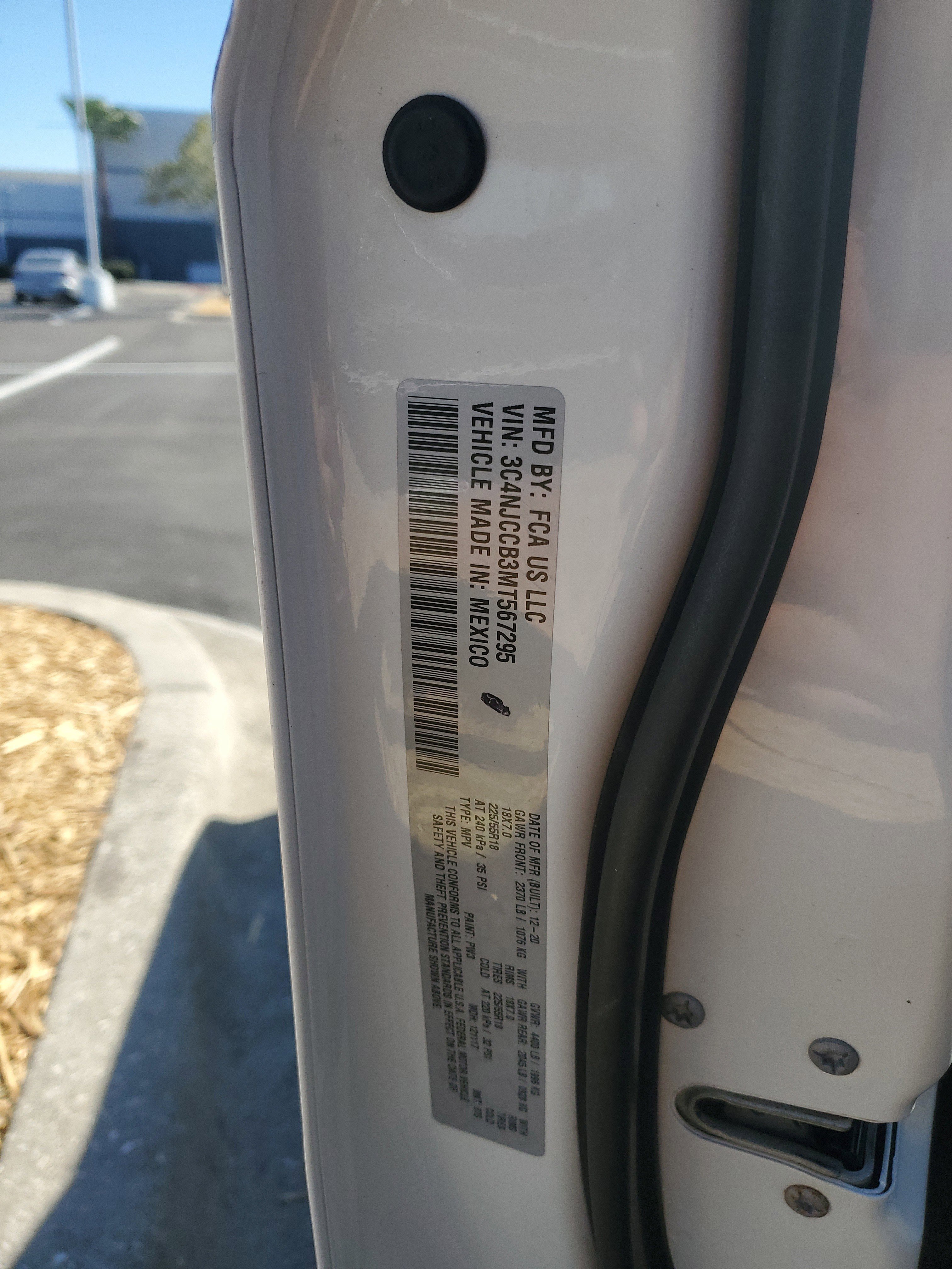 Used 2021 Jeep Compass Limited image 23