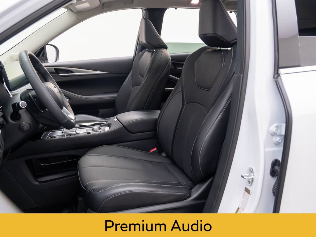 Certified 2026 INFINITI QX60 Luxe w/ Cargo Package image 15