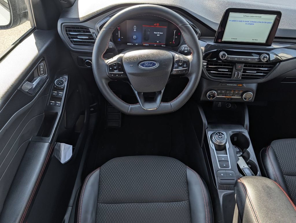Used 2025 Ford Escape ST-Line FWD image 12
