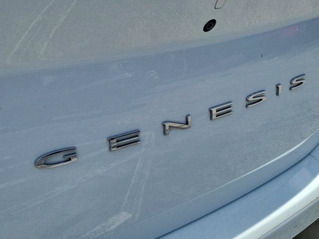 Used 2023 Genesis G70 2.0T RWD image 9