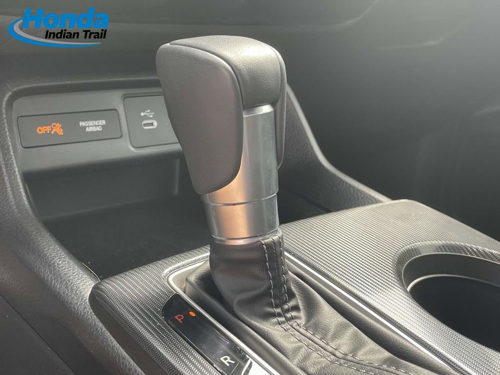 Used 2025 Honda Civic Sport image 32