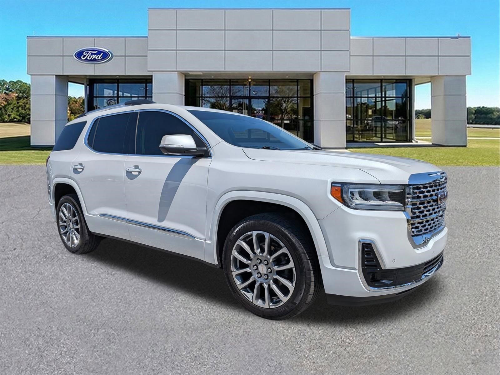 Used 2023 GMC Acadia Denali w/ Denali Ultimate Package