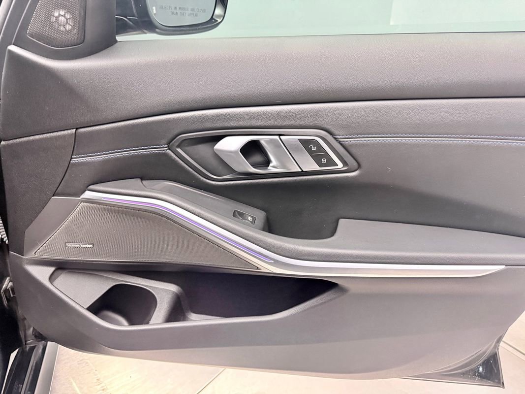 Used 2022 BMW M340i xDrive image 16